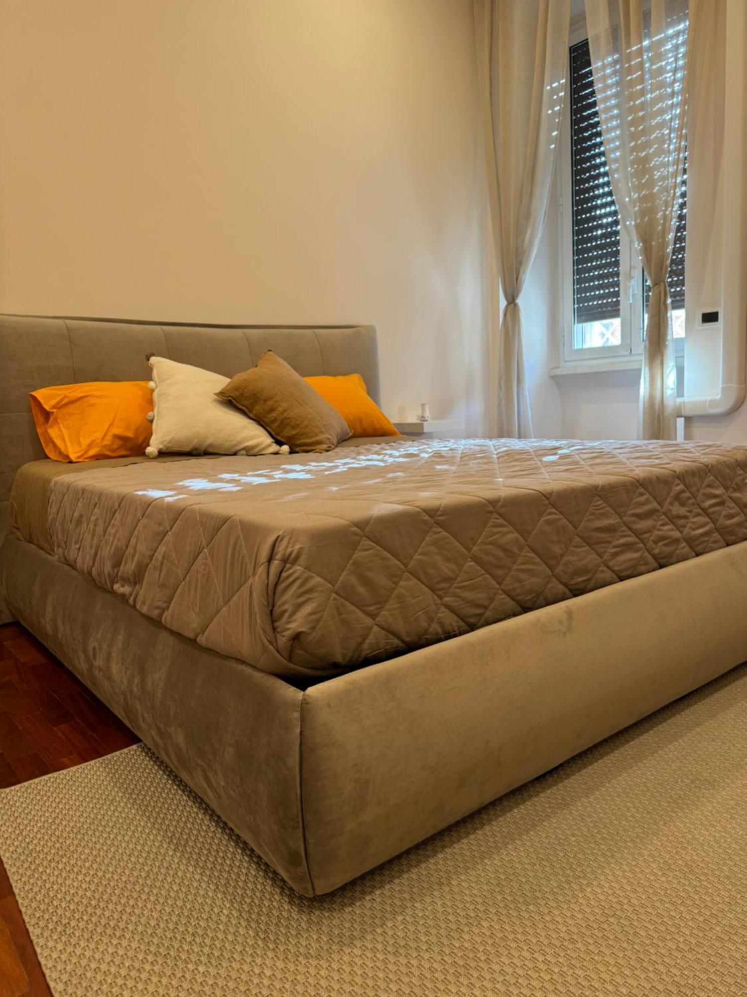 Vecchia Trastevere Bed And Breakfast โรม ภายนอก รูปภาพ