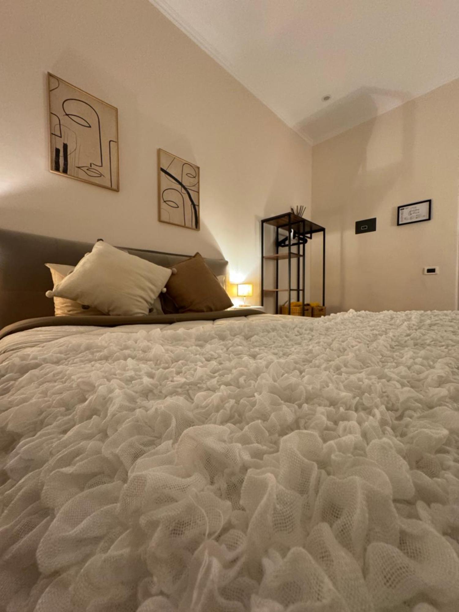 Vecchia Trastevere Bed And Breakfast โรม ภายนอก รูปภาพ